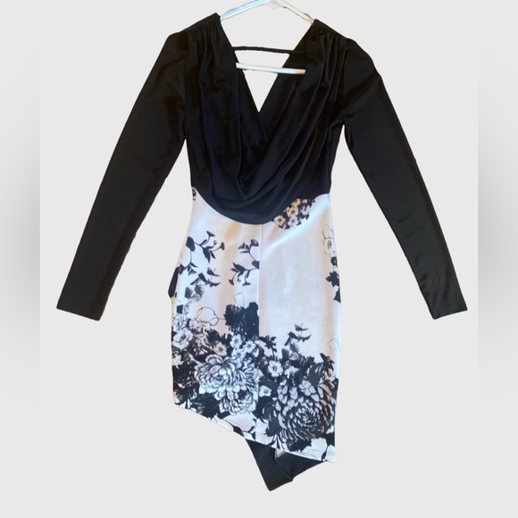 Windsor Dress, black and white, small - Picture 2 of 3